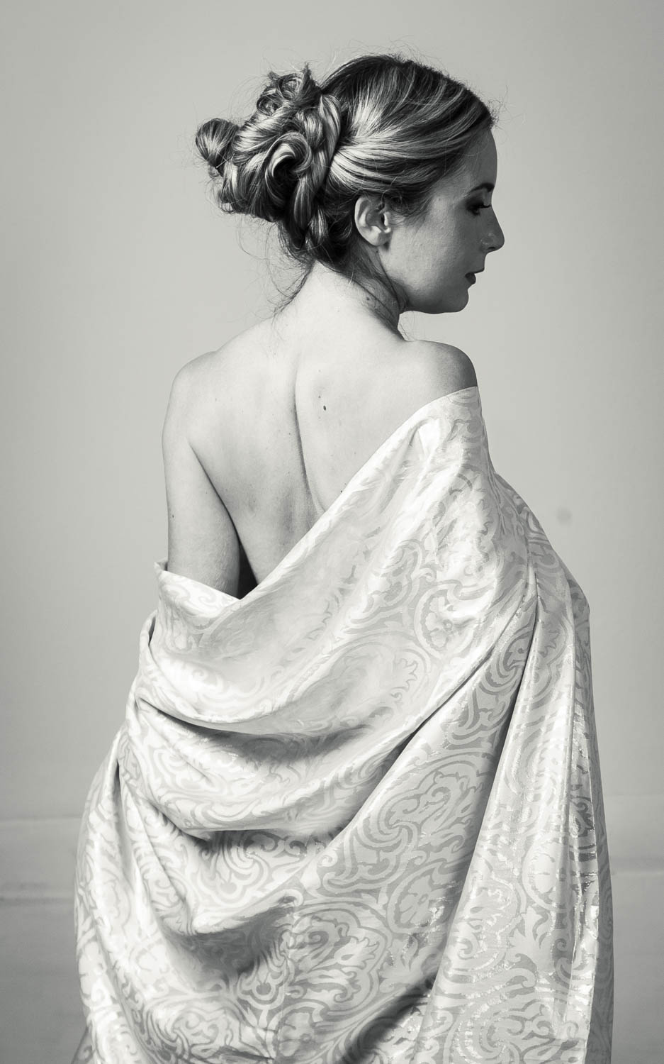 donna fotografata da fenaroli atelier Brescia in bn