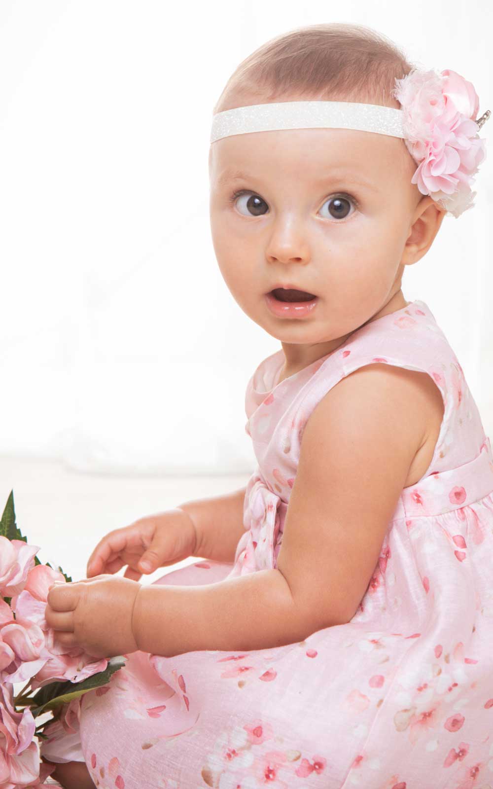 bimba di 9 mesi fotografata da fenaroli atelier fotografico a montichiari brescia