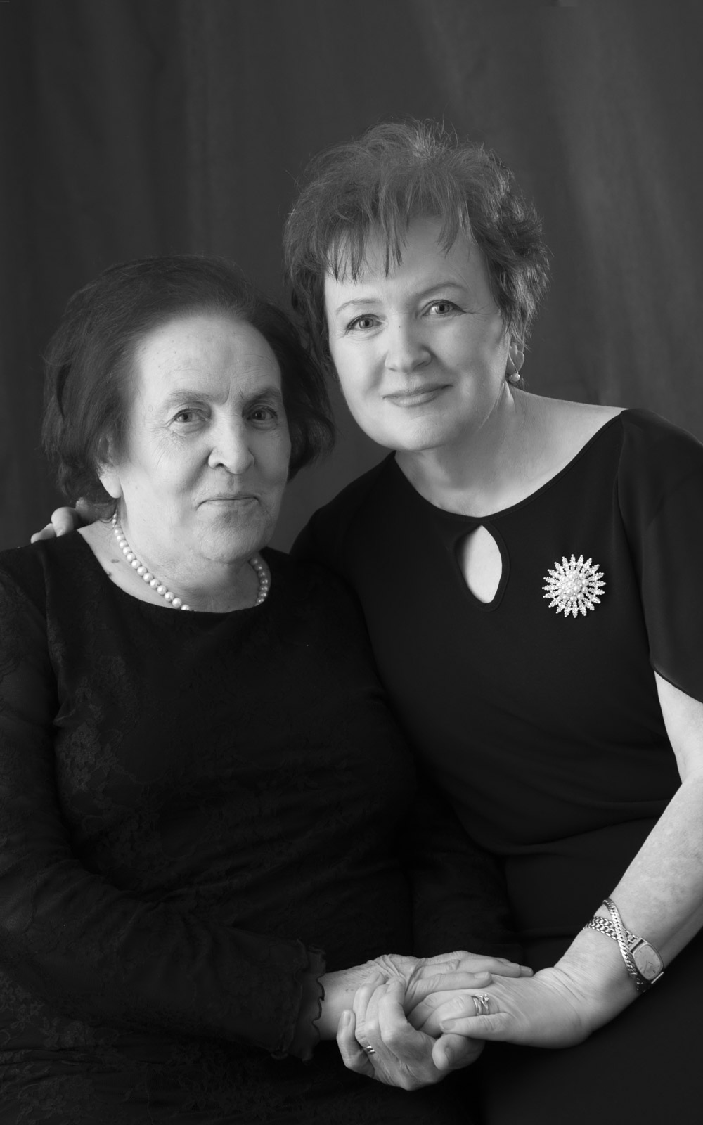 mamma e figlia fotografati da fenaroli atelier